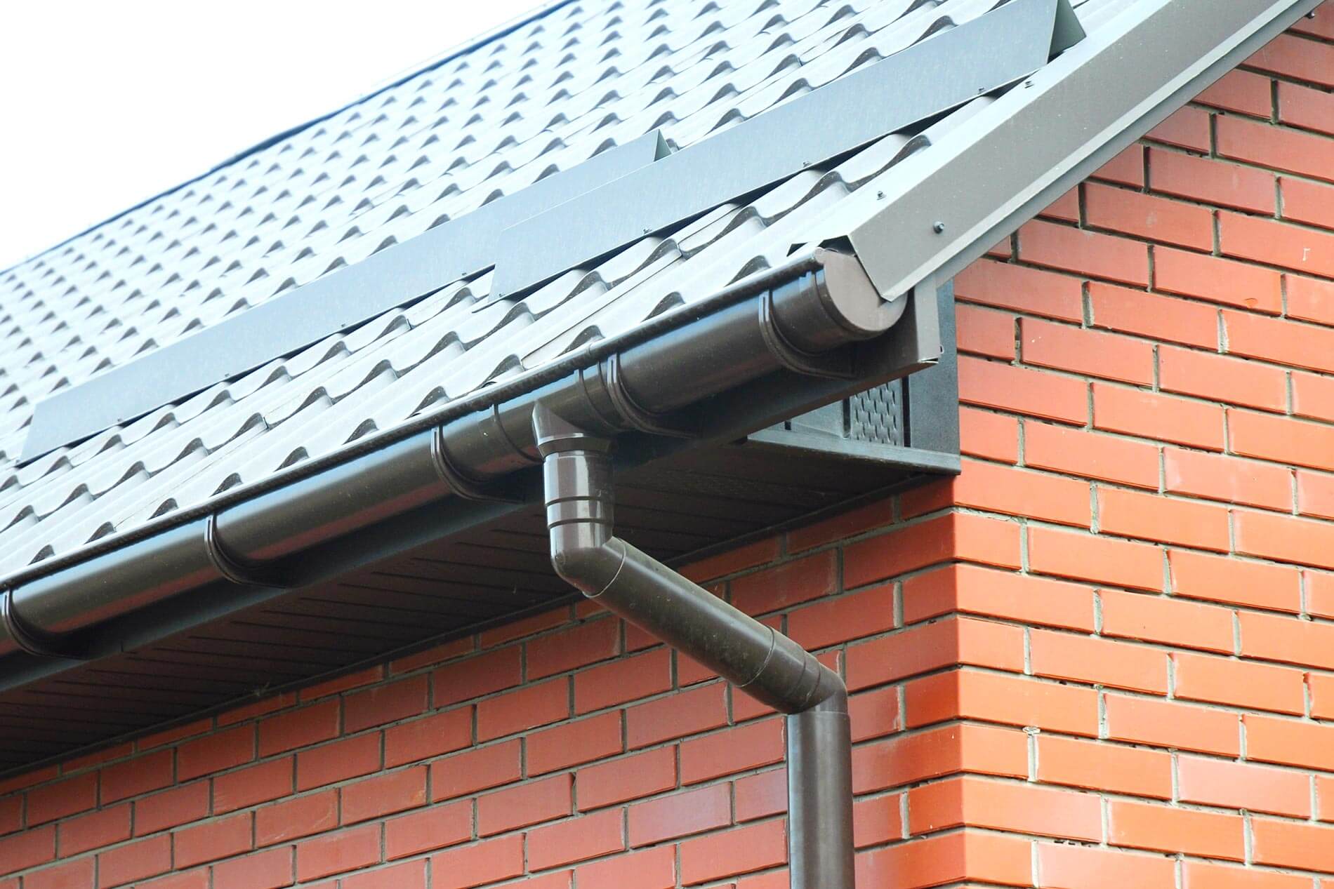 Replacement of uPVC gutters and fascia boards
