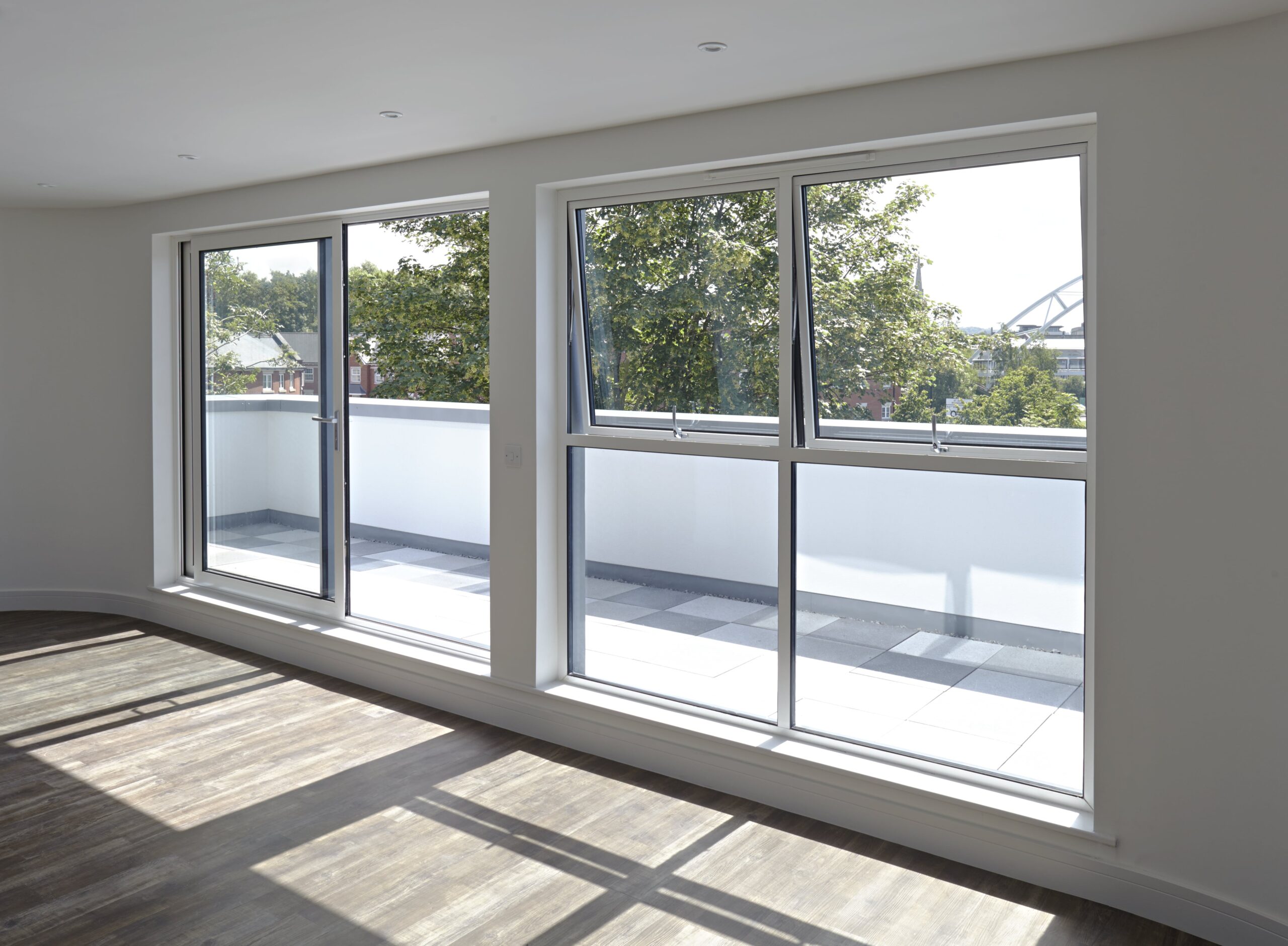 Smart-Systems-Aluminium-Windows-min