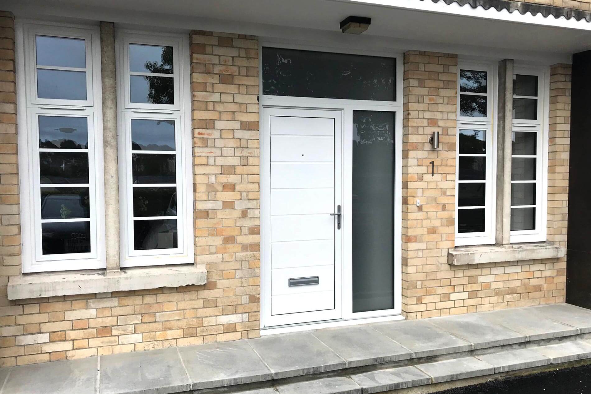 aluminium-entrance-door