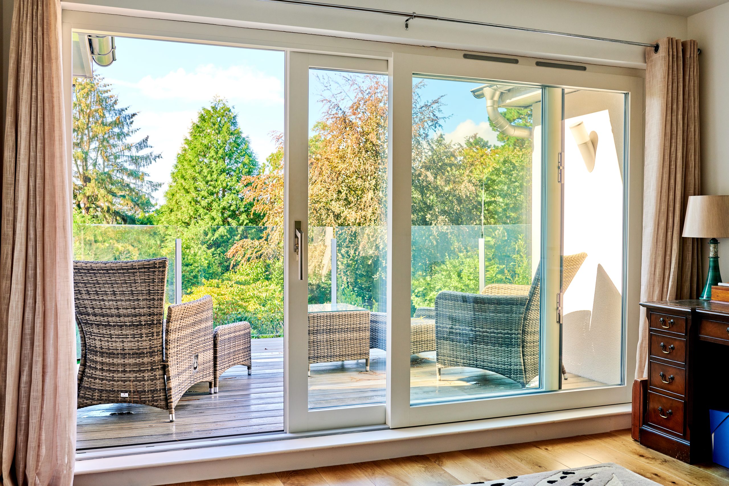 Sliding Rationel door
