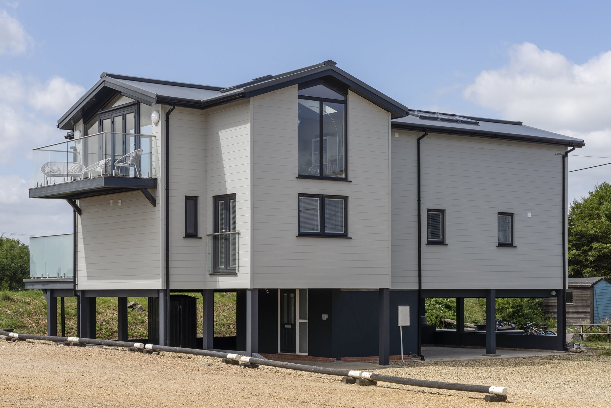 House-on-Stilts-Felixstowe